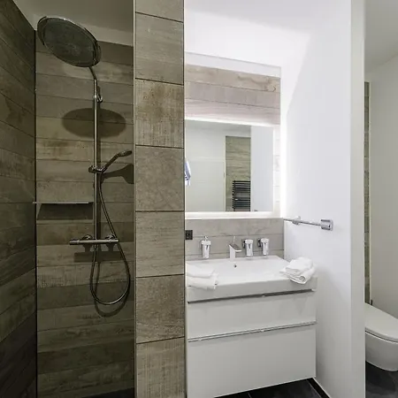 Apartmán Seeraeuber - Stilvolle 4-zimmer-wohnung Mit Ostbalkon & Platz Fuer 8 Gaeste Wustrow (Fischland)