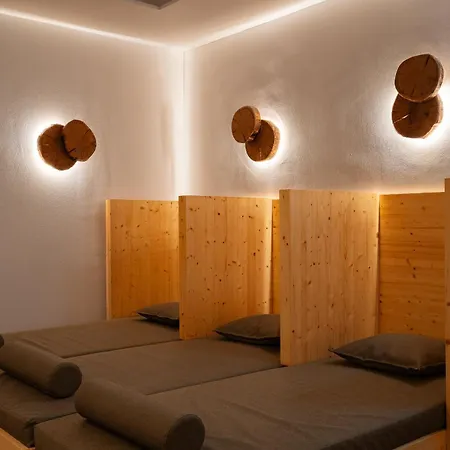 Apartmán Seeraeuber - Stilvolle 4-zimmer-wohnung Mit Ostbalkon & Platz Fuer 8 Gaeste